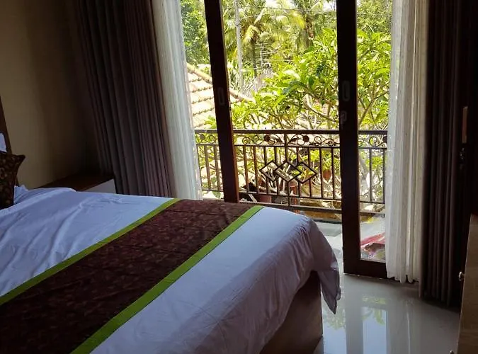 Bed & Breakfast Ade Family House Ubud